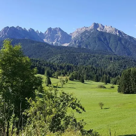 Paradiso Nyaraló *